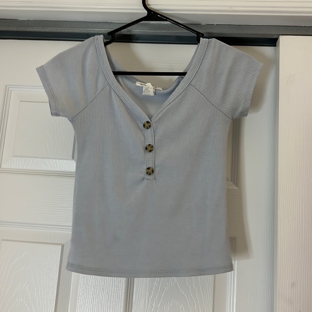 Blue t-shirt, soft and comfortable